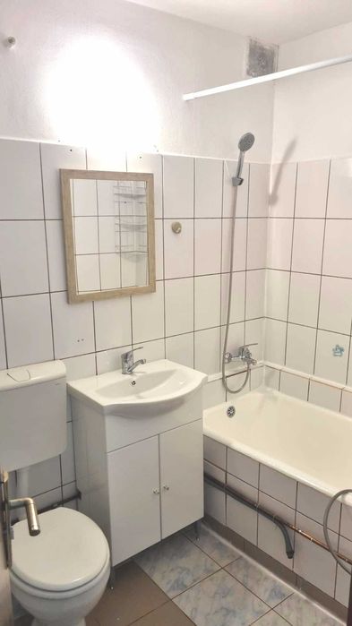 Proprietar – Apartament 2 camere (modificat) – Zona Soarelui – 30 mp