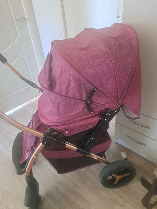 Отдам коляску  бесплатно