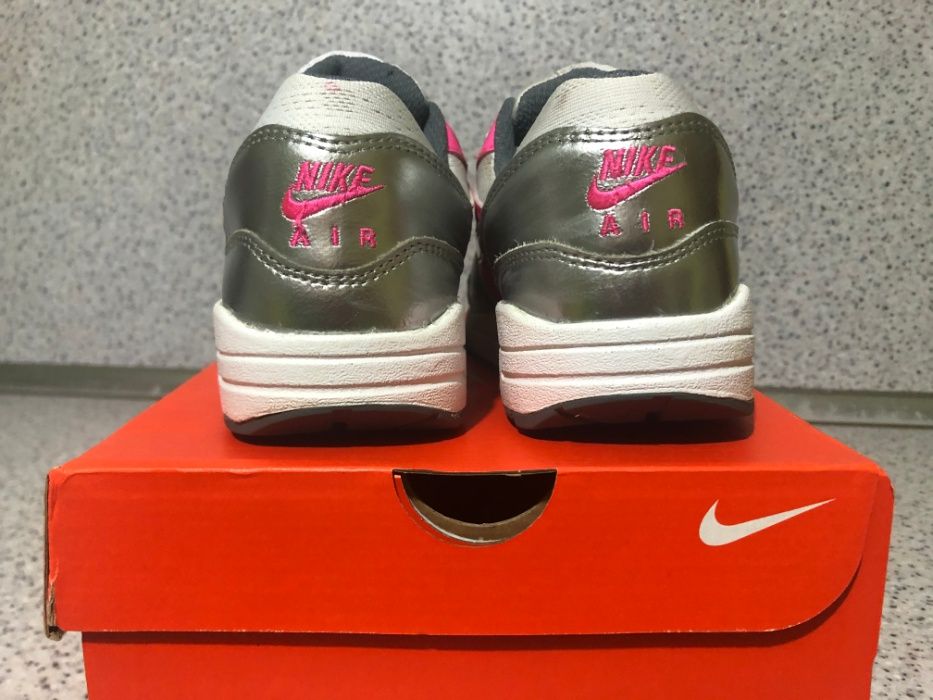 ОРИГИНАЛНИ *** Nike Air Max 1 / White / Pink Pow