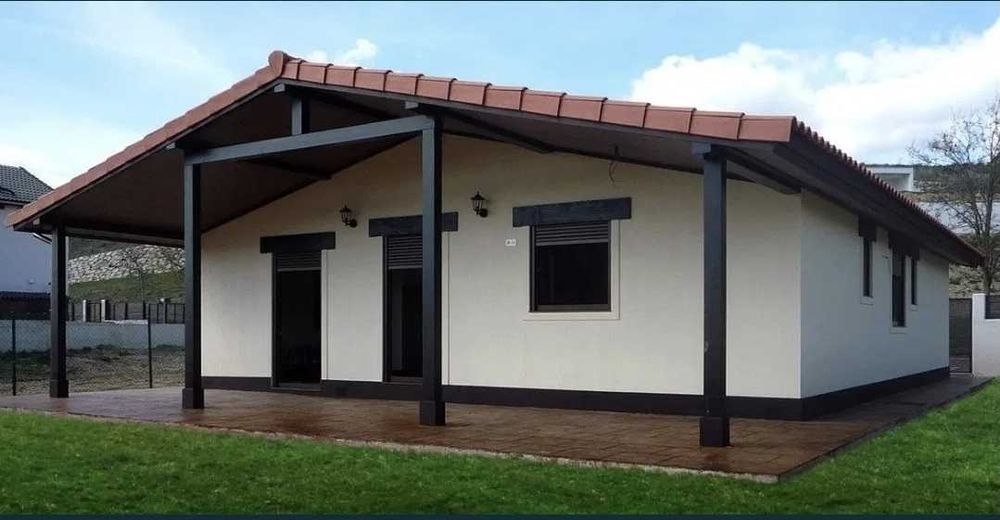 Case modulare pe structura metalica, cabane tip A la cheie