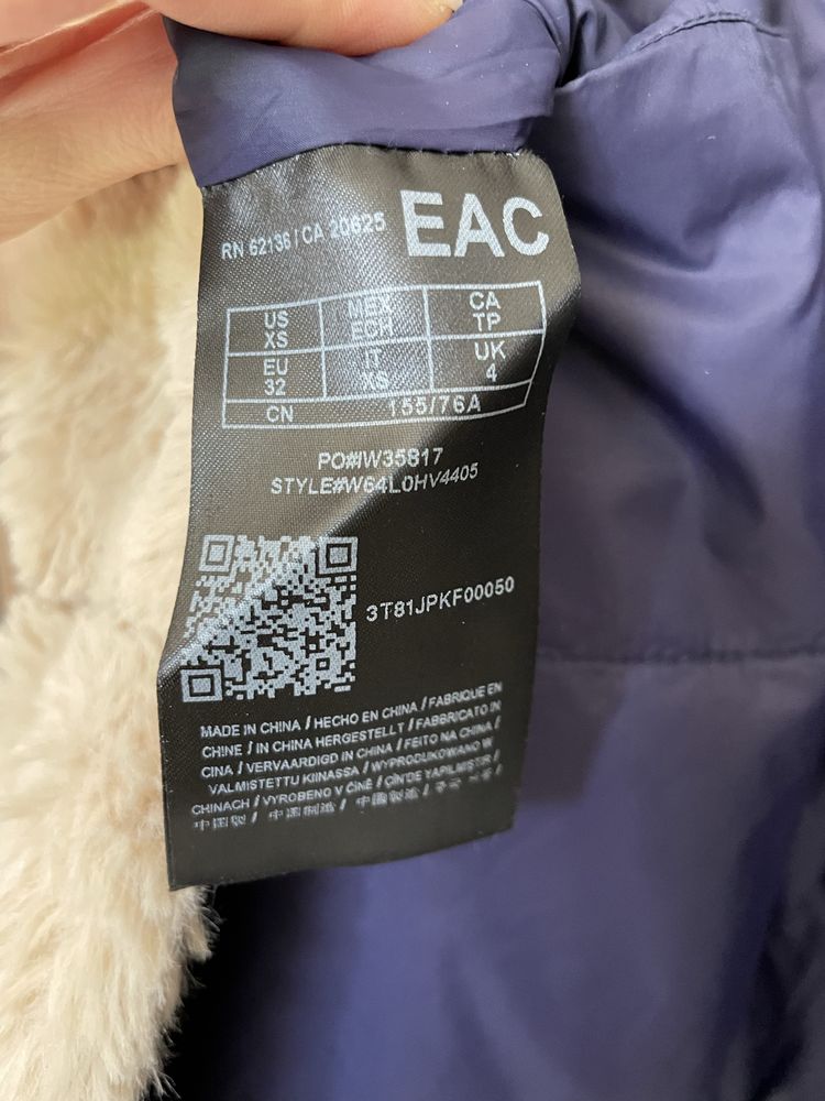 Guess palton rar faux fur blana cu 2 fețe