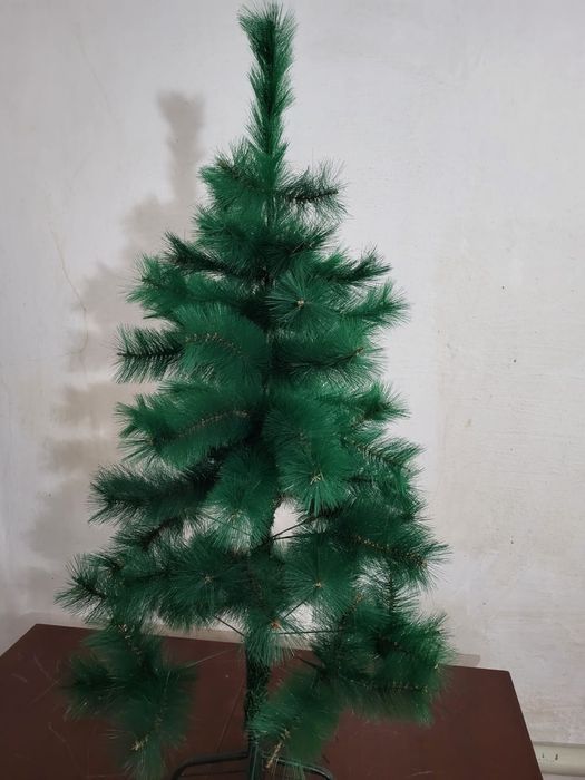 Продам новогоднию ёлку