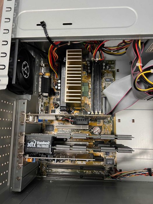 PC Retro Pentium II 450 Voodoo 2 SLI