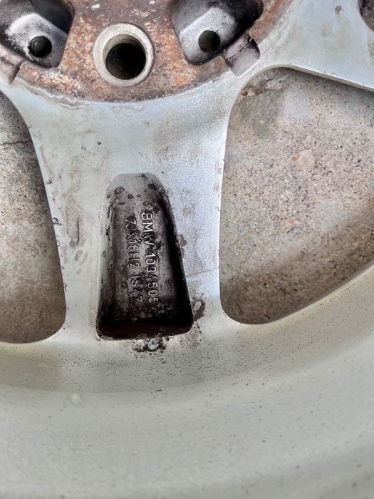 Оригинални Джанти с гуми за БМВ