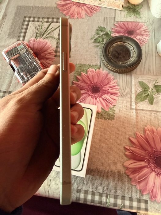 Vand Iphon 15plus