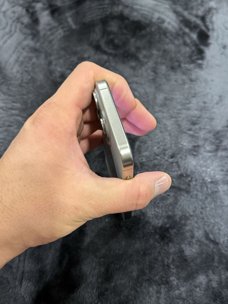 Iphone 15 pro max ideal