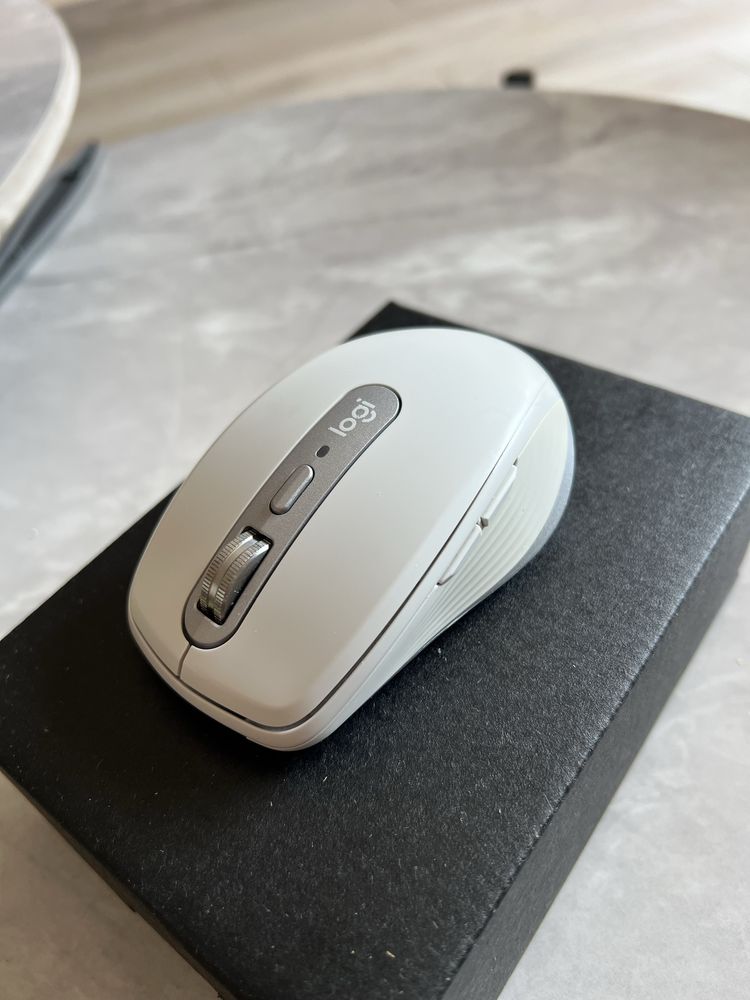 Logitech MX Anywhere 3 - безжична мишка