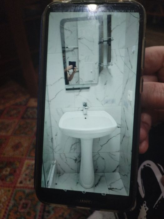 Продам раковину тюльпан и зеркало