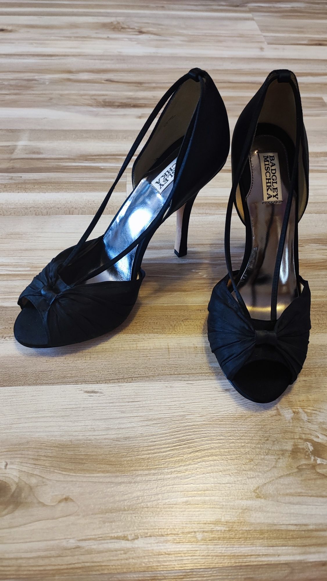 Pantofi de dama, noi, marimile 39 40 41 Michael Kors Nine West Next