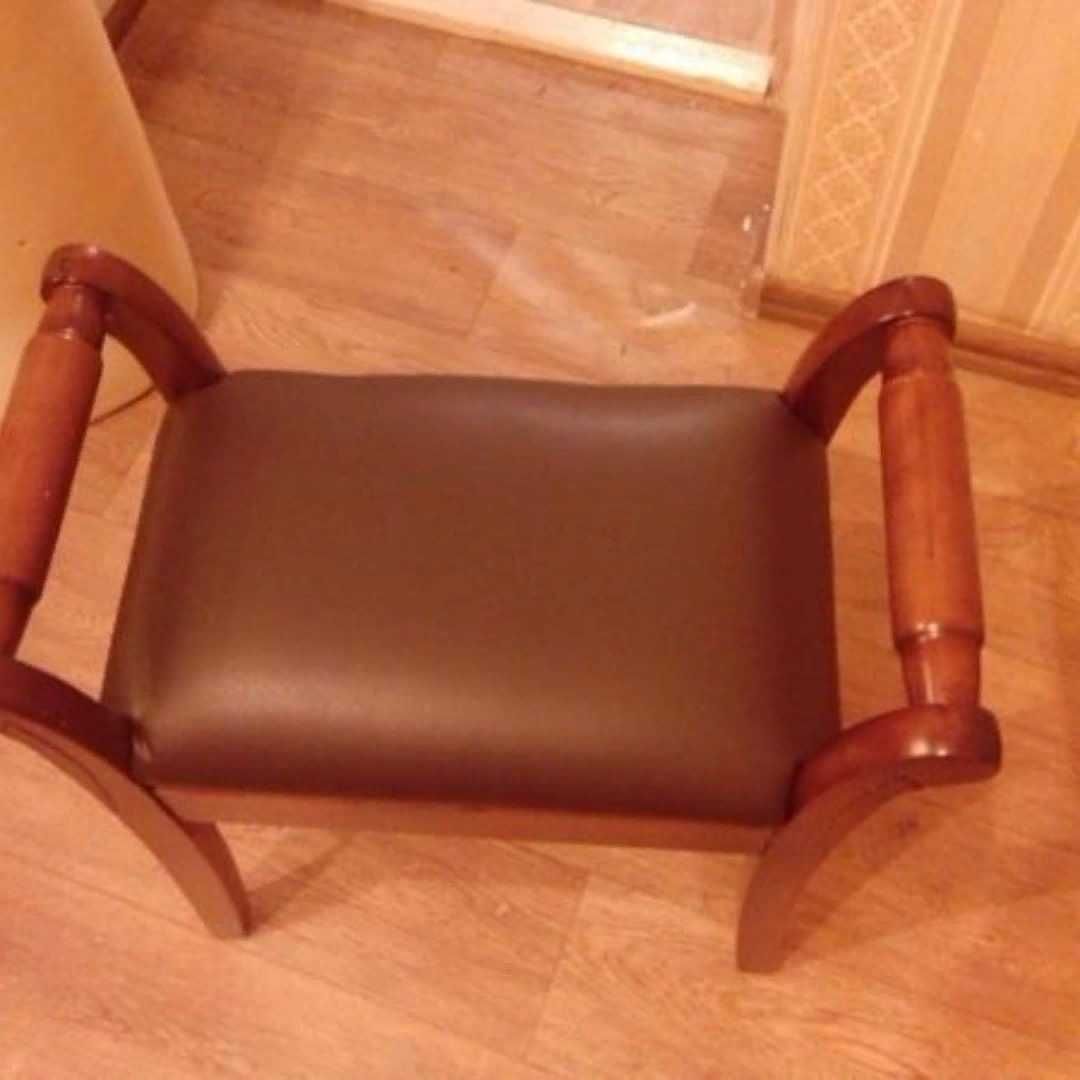пуфики стулья и кресла т.д