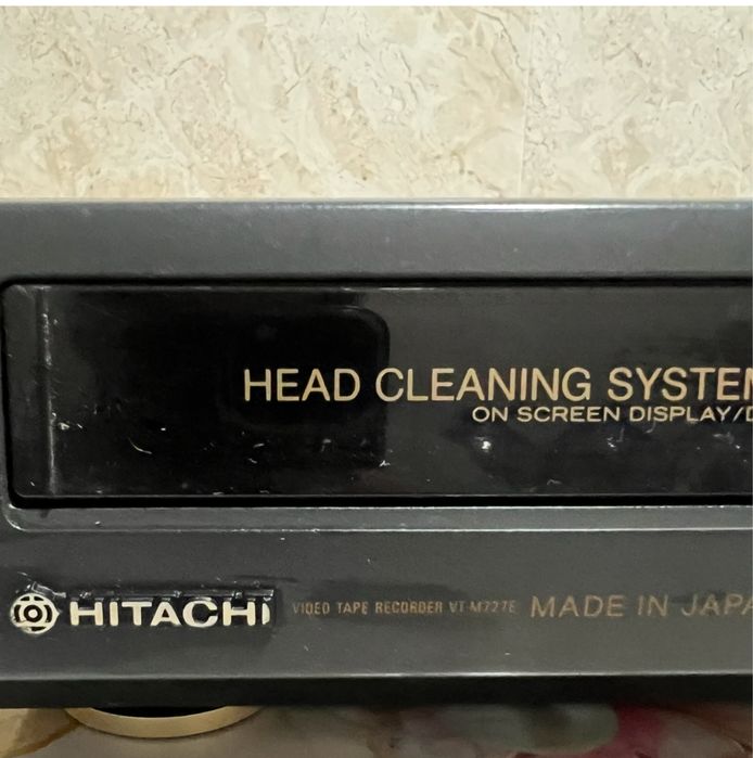 Видеомагнитофон «Hitachi”, Japan