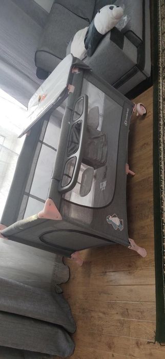 Детская кровать с двумя положениями