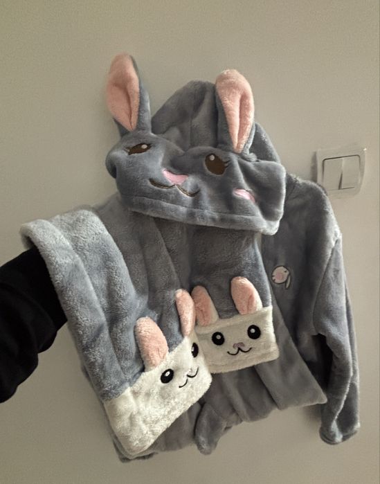 Pijama/costum iepure