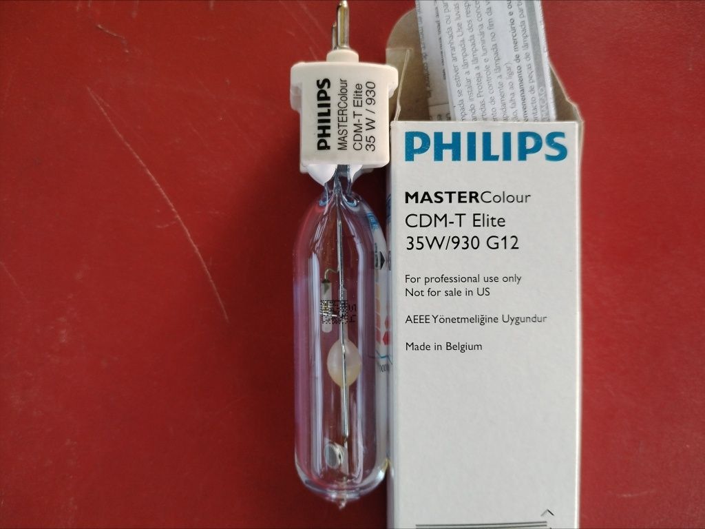 Vând Becuri Philips G12 35w