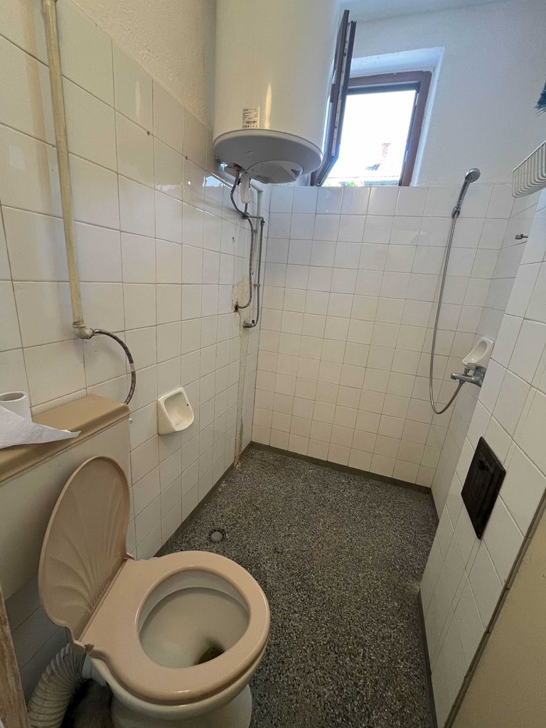 Дава се под наем Многостаен апартамент в Асеновград - 110 кв.м за 331.5 € - Снимка #10
