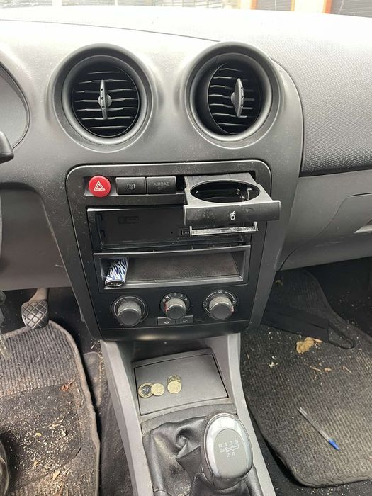 Сеат ибиза 1.2 12v НА ЧАСТИ