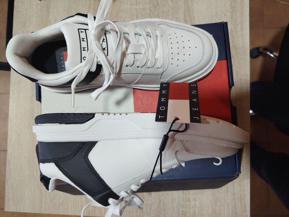 Tommy Jeans естествена кожа сникърси