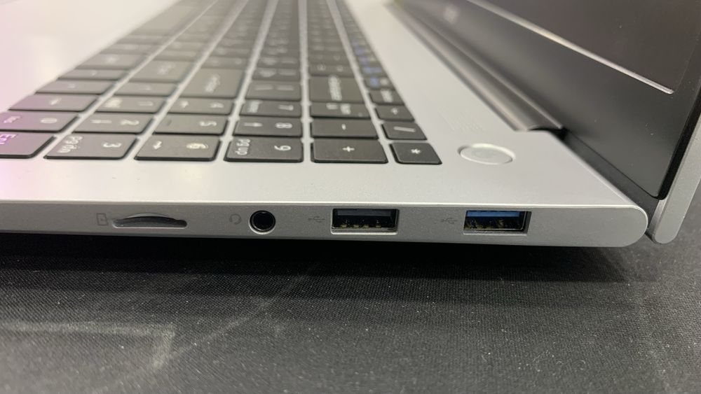 Перечислена Бор Ноутбук Noutbuk Acer aspire 3 Bepul yetkazish bilan