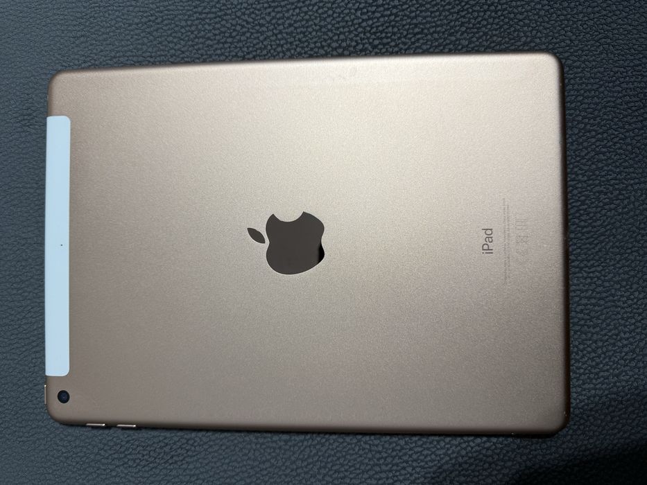 Apple Ipad generatia 6 (A1954) 128 GB cu SIM