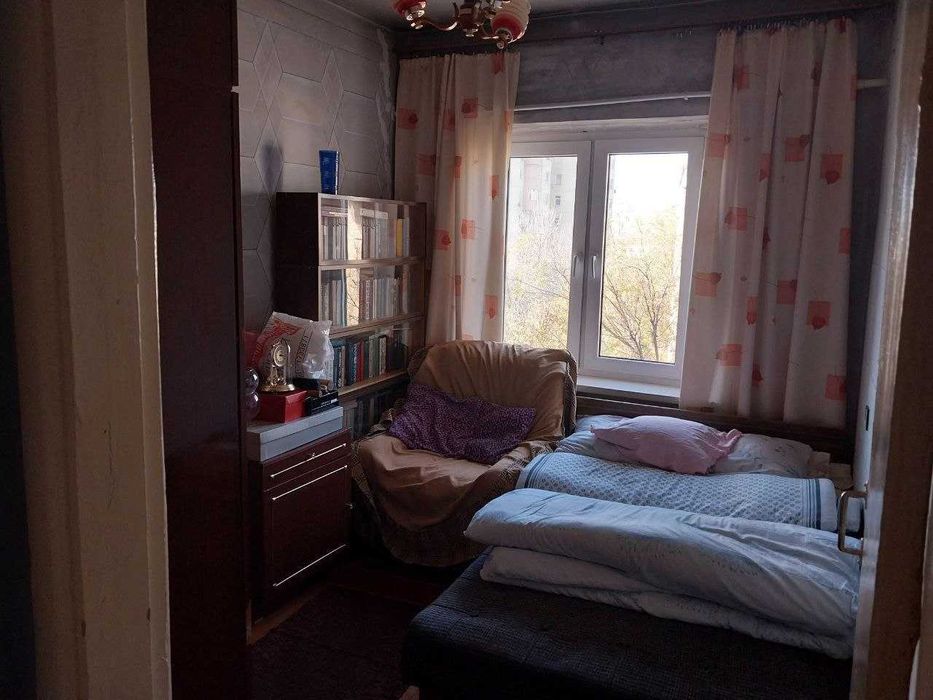 Аренда.  2 к. малогаб 5/5 эт.дома напротив магазина Чимган экобазар