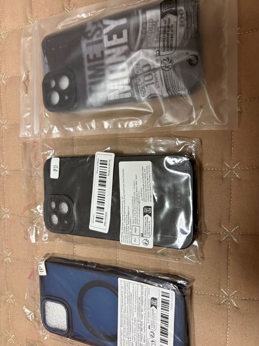 Продавам IPhone 13