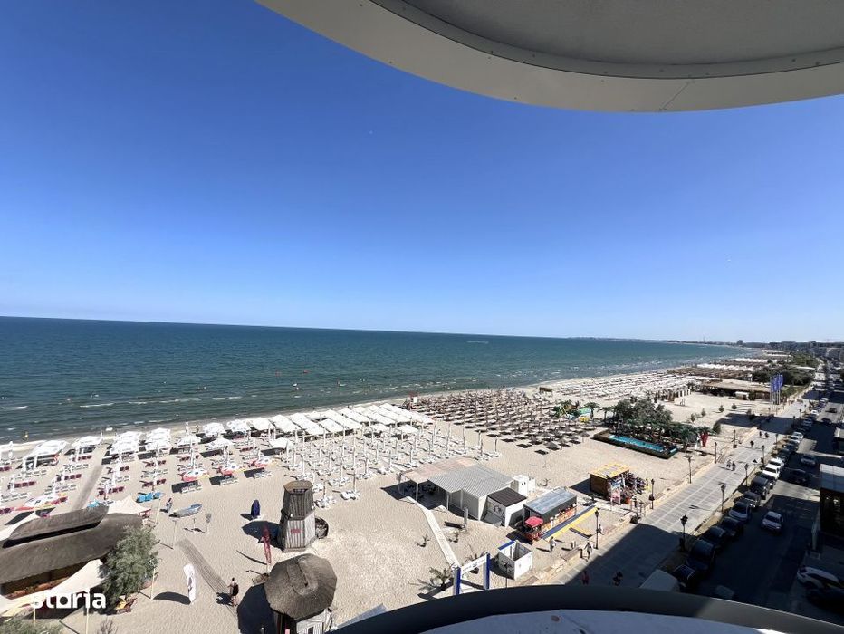 Apartament in linie la mare cu vedere panoramica / finisaje premium