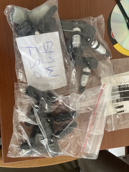 Senzori Presiune Roti Noi Suzuki/Mercedes/BMw/Ford/Vw/Hyundai/Renault