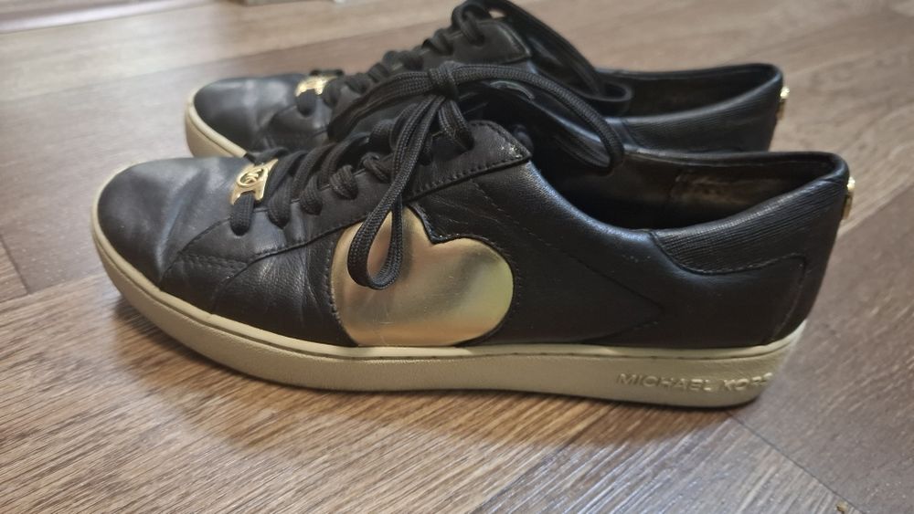Женские оригинальные кеды Michael Kors.