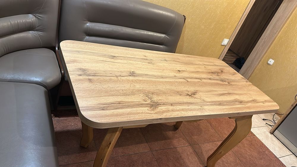 Продпм Кухонный стол