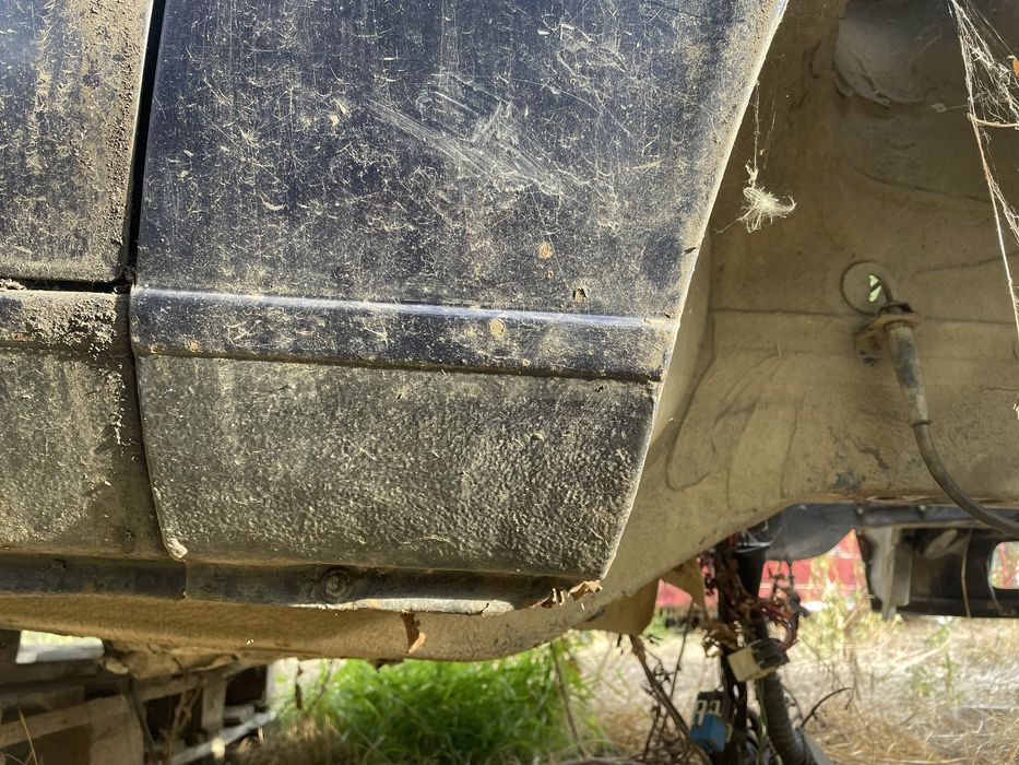 Aripa dreapta oem  bmw e30