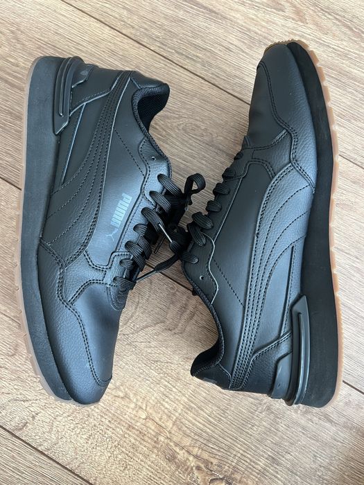 Adidasi PUMA nr. 42