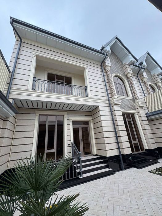 Янги тошми Карима Мед городок 2.7 сотих 6 хона