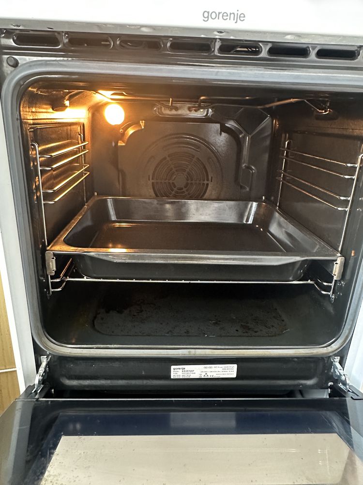 Готварска печка gorenje - комбинирана на газ и ток