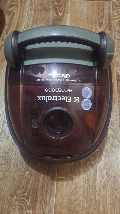 Продам пылесос Electrolux