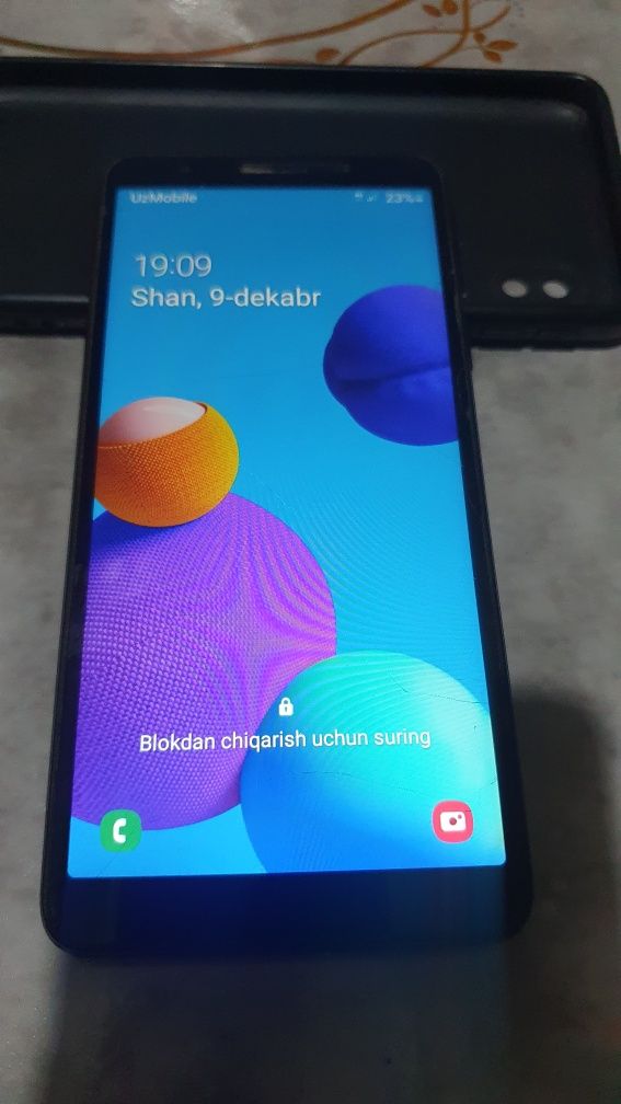 Samsung A01 core sotiladi