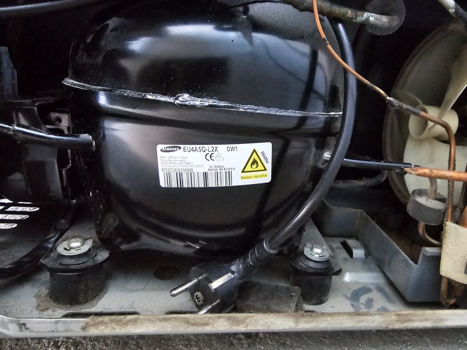 Side by side/двукрилен хладилник