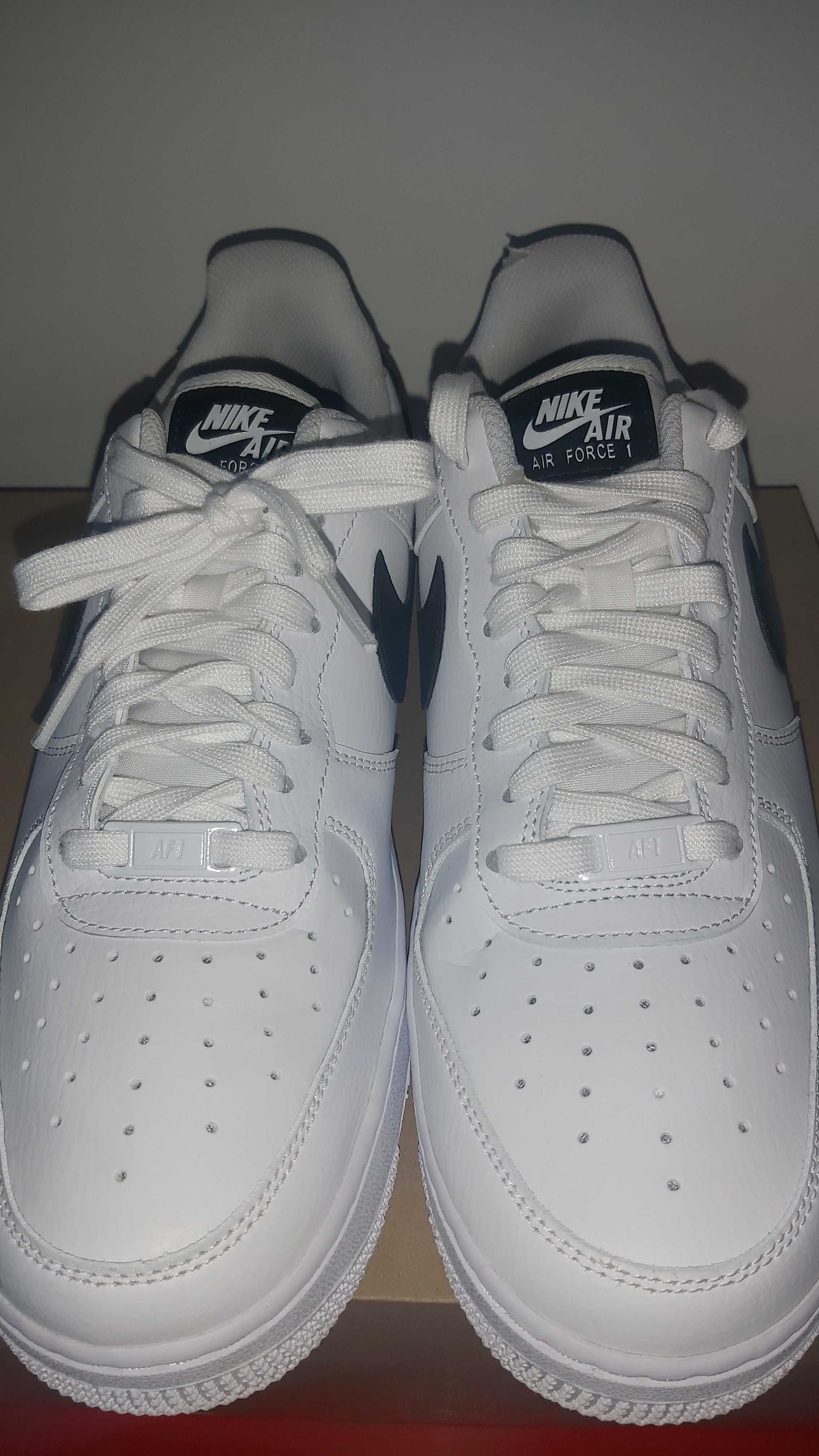 Nike Air Force 1 '07 "White & Black" - Номер 43