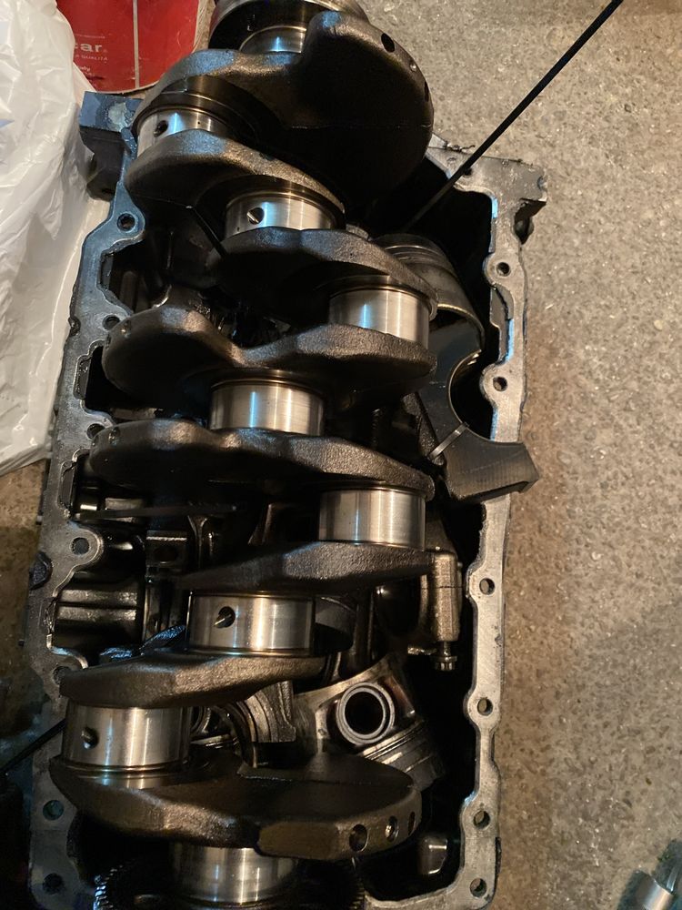 Vibrochen pistoane baie 2.0 tdi cbb audi vw