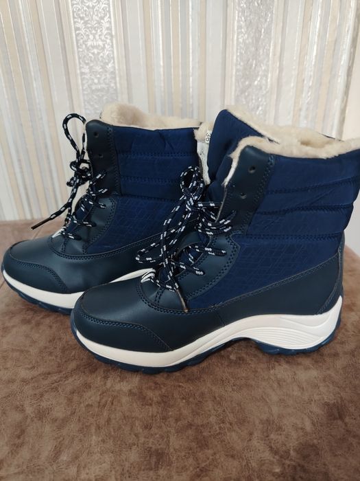 Зимни боти – топлина и стабилност