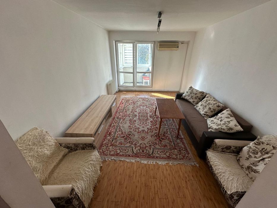 Apartament 4 camere, 2 bai, balcon, garaj, et 2/9  Tudor