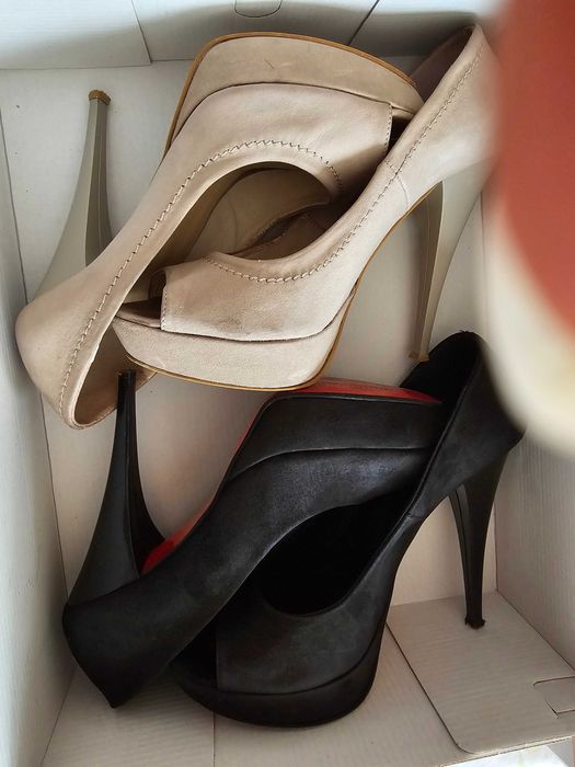 Обувки на висок ток