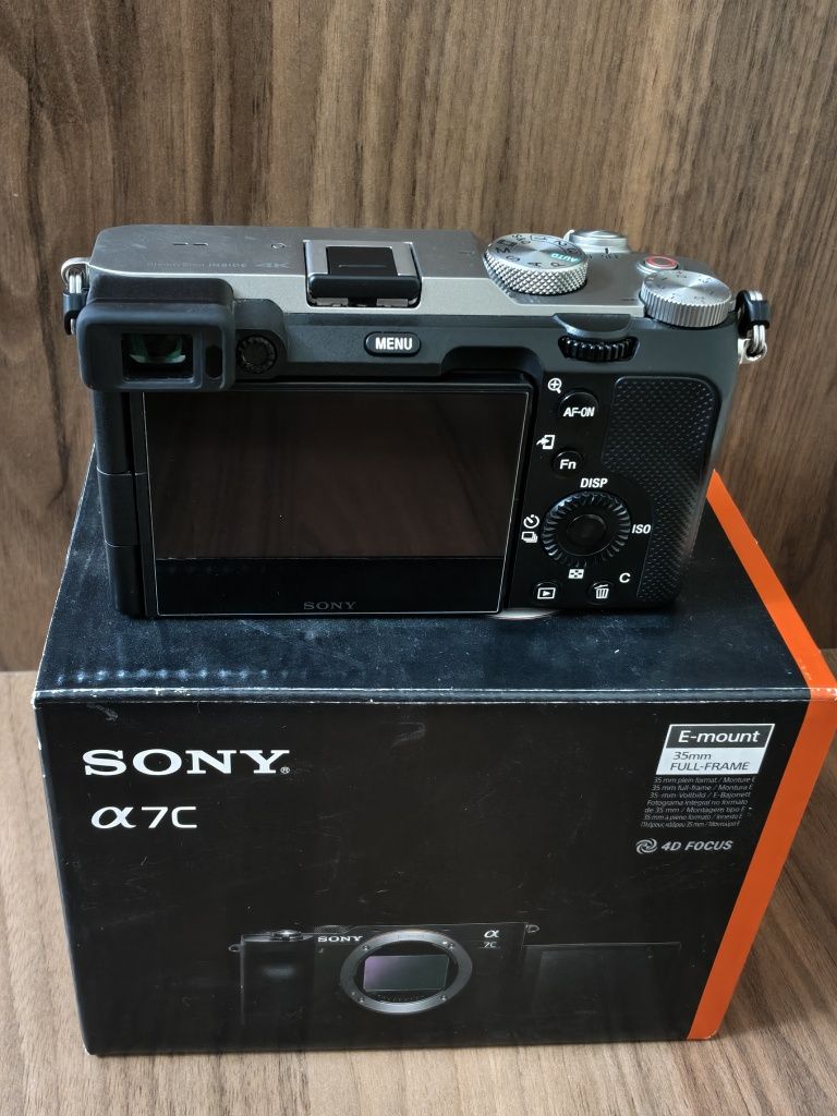 Sony A7 C Full Frame 4K
В о
