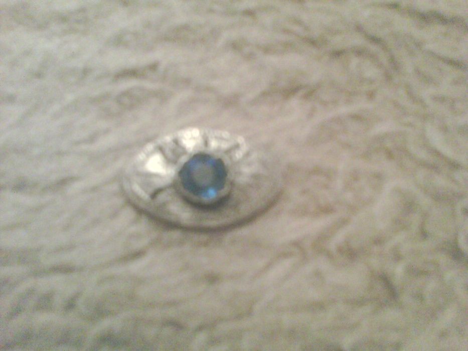 Продавам семейна колекция сребро и бижута