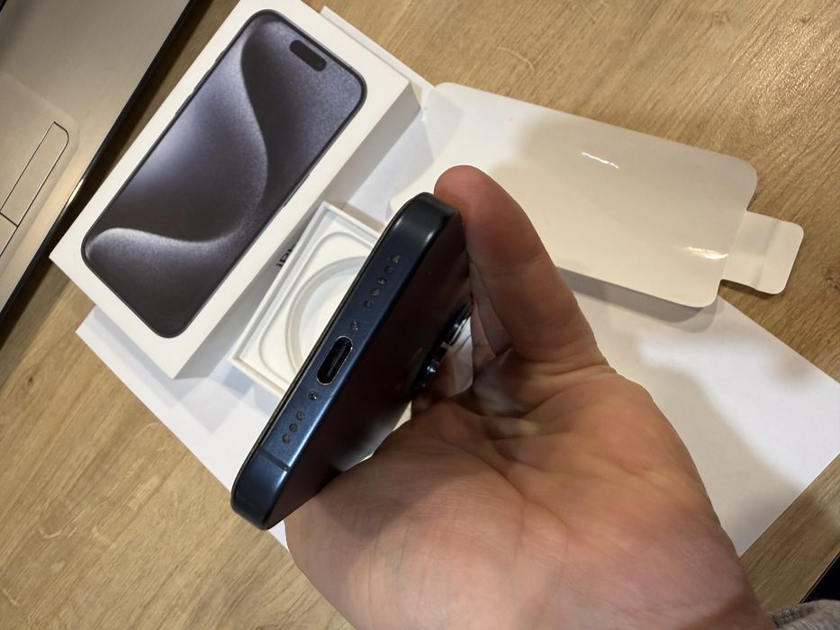 Iphone 15 pro blue 512 gb 86% baterie