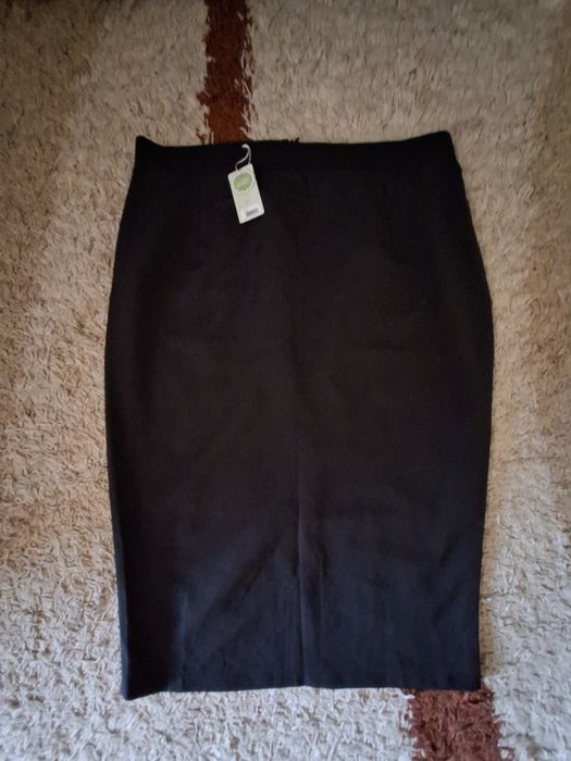 Юбка чёрная новая