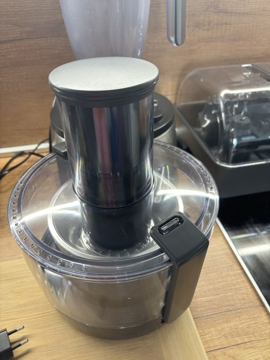 Кухненски робот на Philips