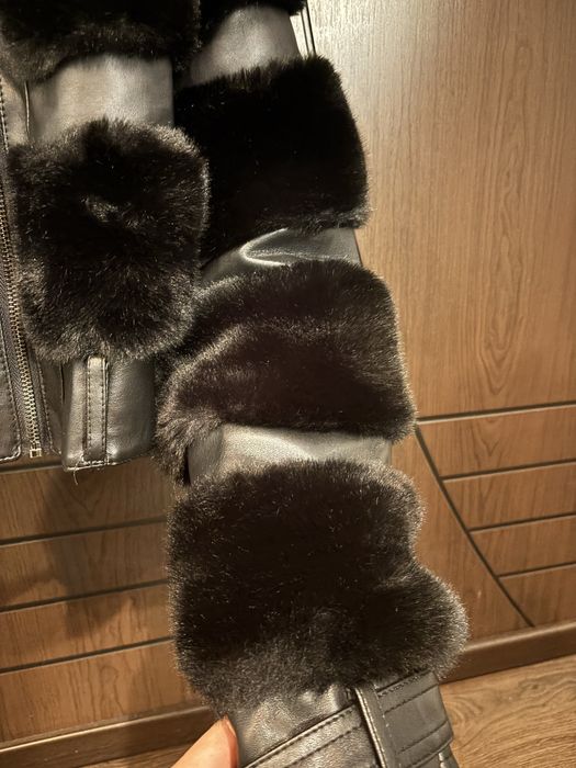 Черно палто М изкуствен косъм и кожа