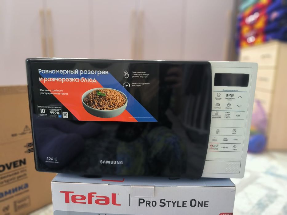 Продаётся микроволновая печь. Новая