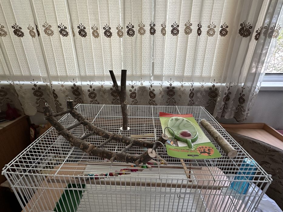 Игрушки для попугаев