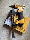Pistol capse Bostitch